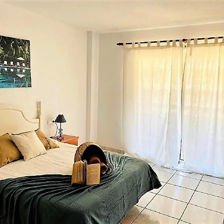 Ferienwohnung Fur 6 Personen Ca 80 Qm In Cristianos, Teneriffa Westkuste Von Teneriffa - B62803 *
